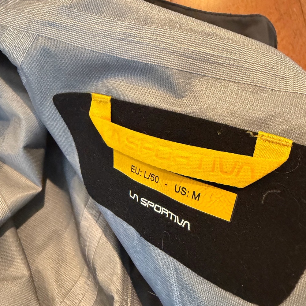 Mens Medium La Sportiva Storm Fighter GTX Gore-Tex Snow Jacket / Shell - Picture 3 of 4